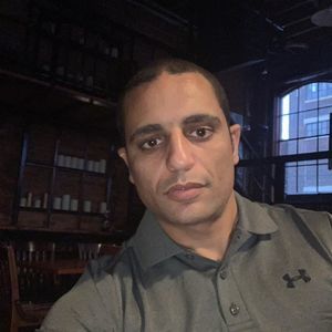 Meet your Posher, Hisham